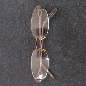 2 FOR $15. BUNDLE Christie Brinkley frames. Pre Owned. Glass is a script.